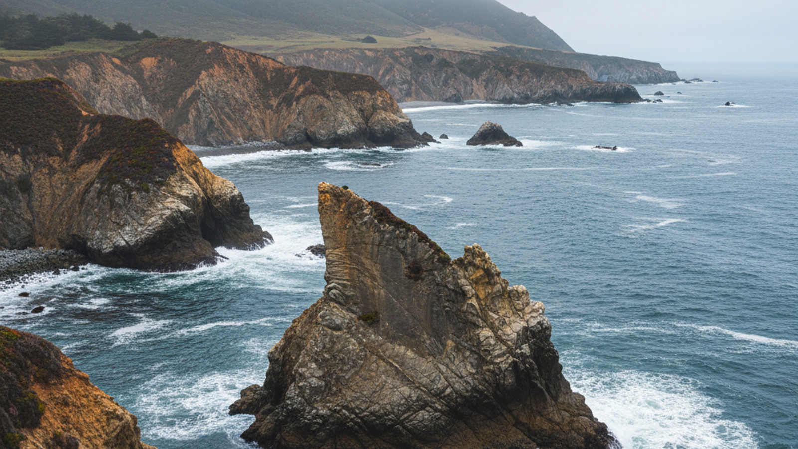 Santa Cruz vs. Davenport: Choosing Your Coastal California Lifestyle