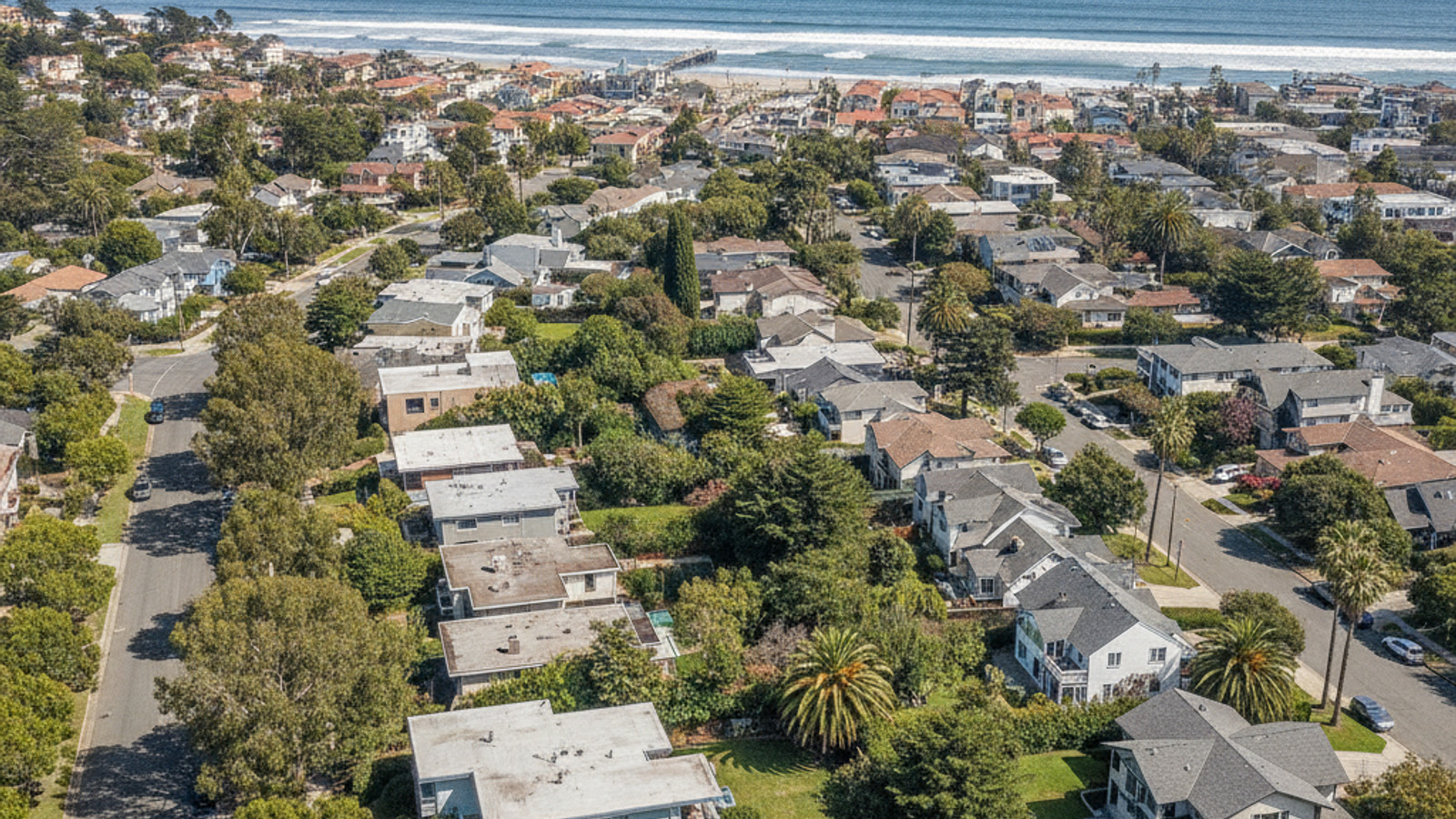 Living in Capitola, Santa Cruz, CA: Real Estate, Costs, and Local Amenities for 2026